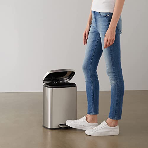 Rectangular Trash Can with Soft-Close Foot Pedal, Brushed Stainless Steel, 30 litre V8727