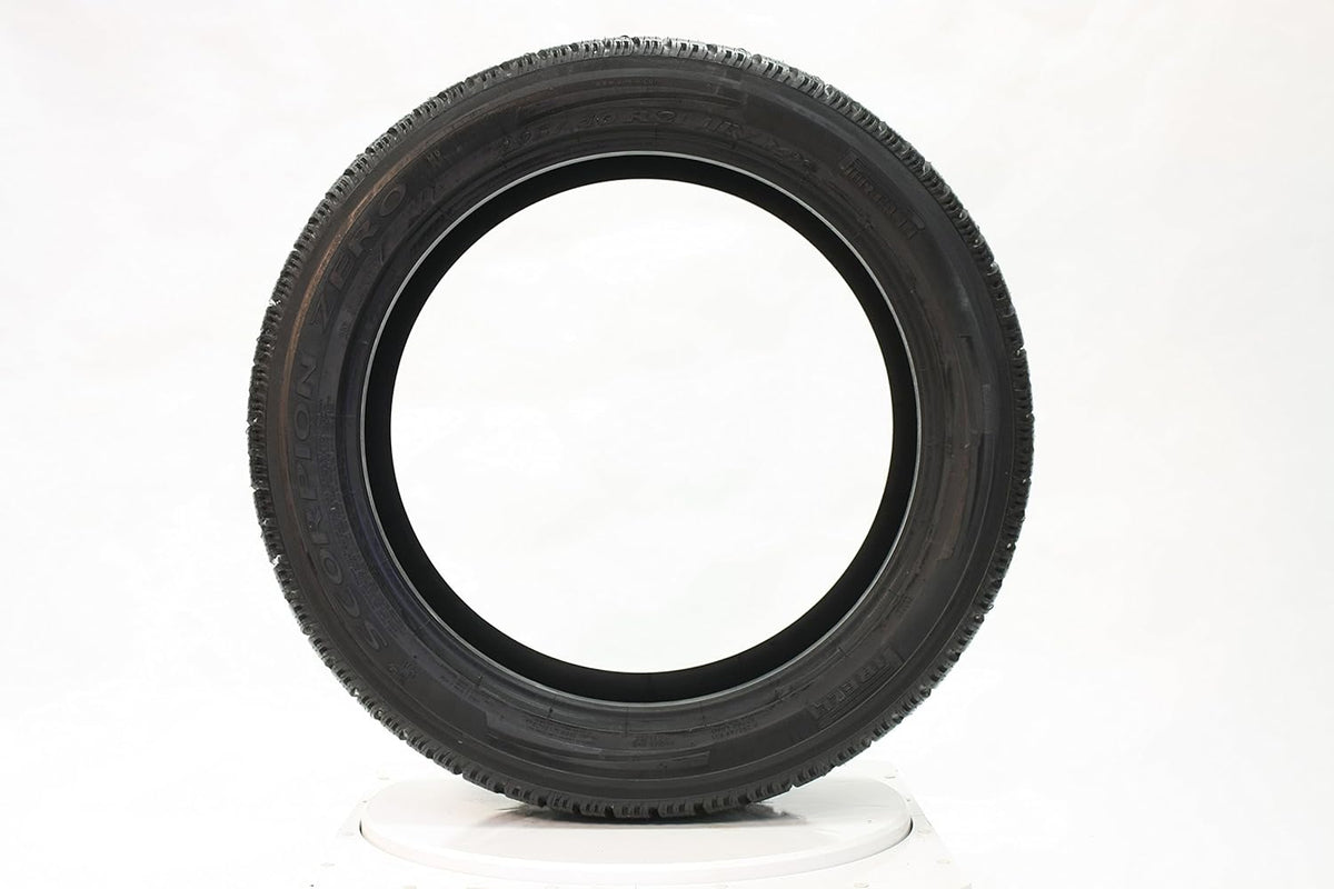 295/40R21 XL 111V Tire P9191