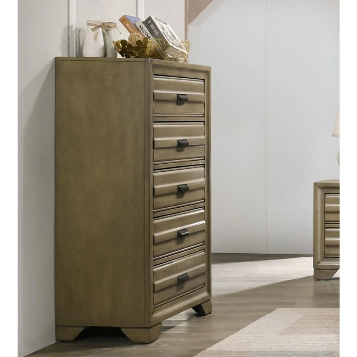 5 Drawer Chest J498