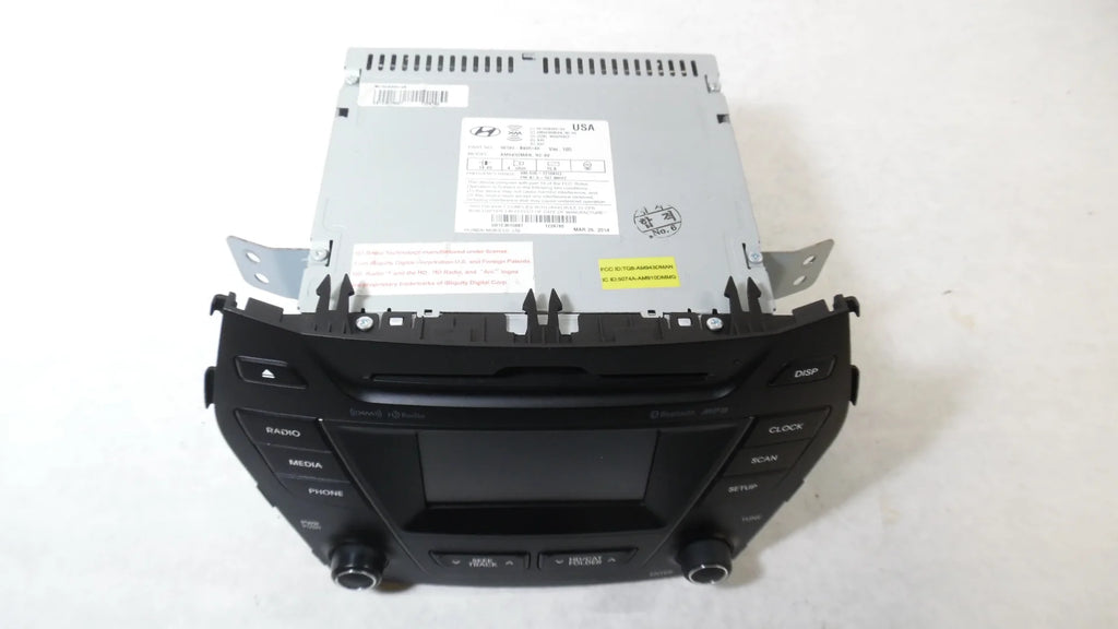 CD Player Radio Receiver with Satellite and Display K3580