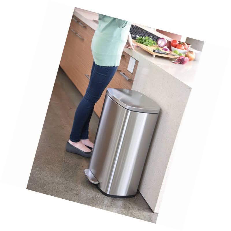 13.2 gal Stainless Steel Trash Can R173052
