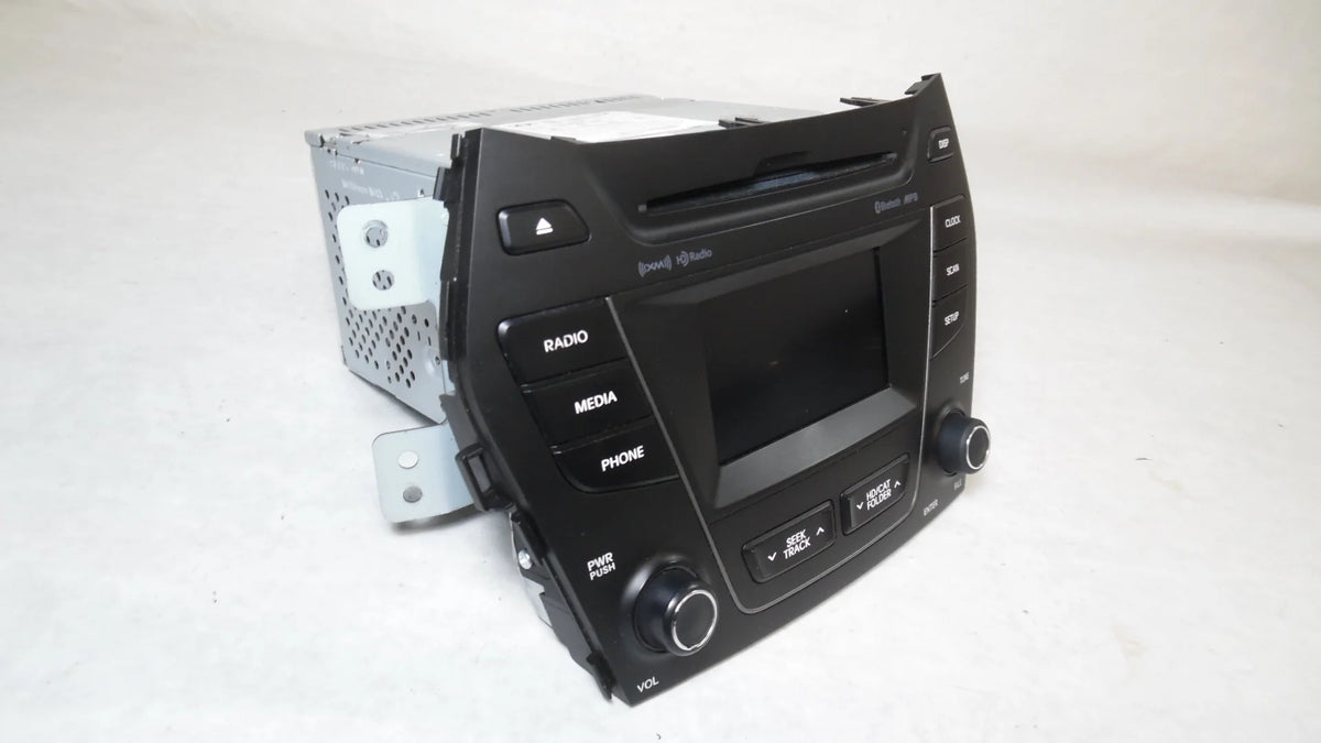 CD Player Radio Receiver with Satellite and Display K3580