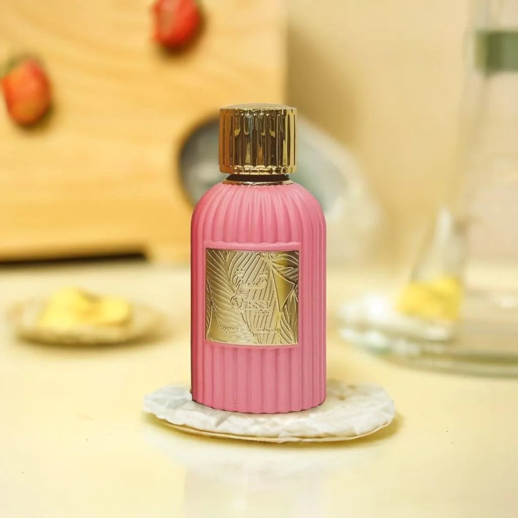 Pink EDP 3.4 Fl Oz with 8ml Roll-On Perfume Oil Z2306