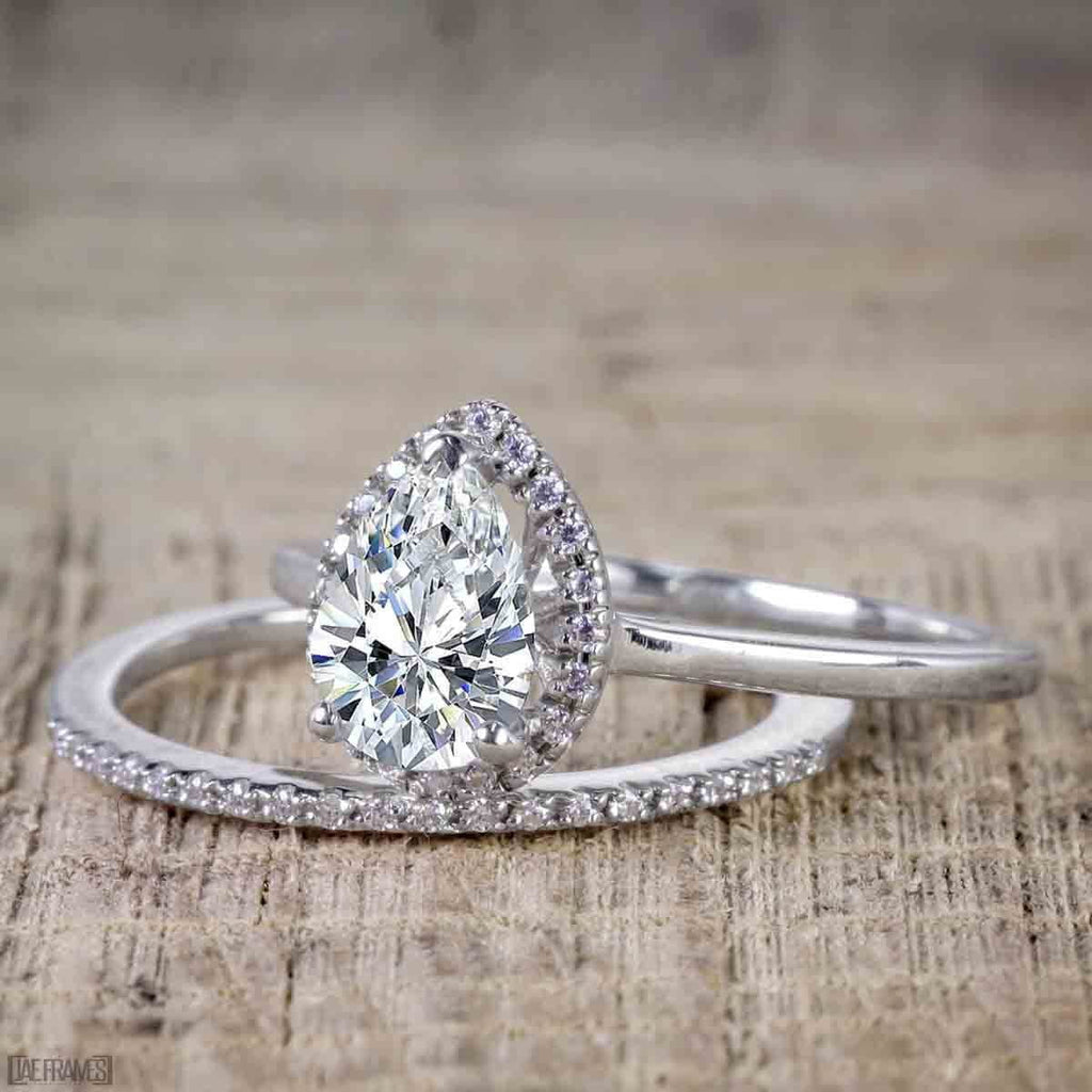 Pear Cut Moissanite and Diamond Halo Wedding Ring Set in White Gold B54816